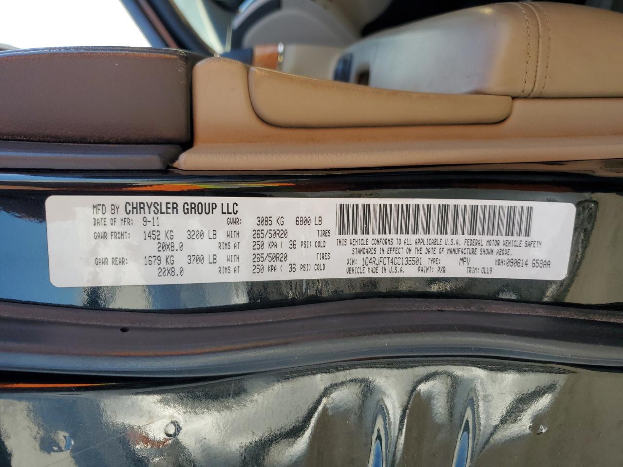 2012 Jeep Grand Cherokee VIN 1C4RJFCT4CC135501 Copart auction photo, vandalism damage thumbnail 13