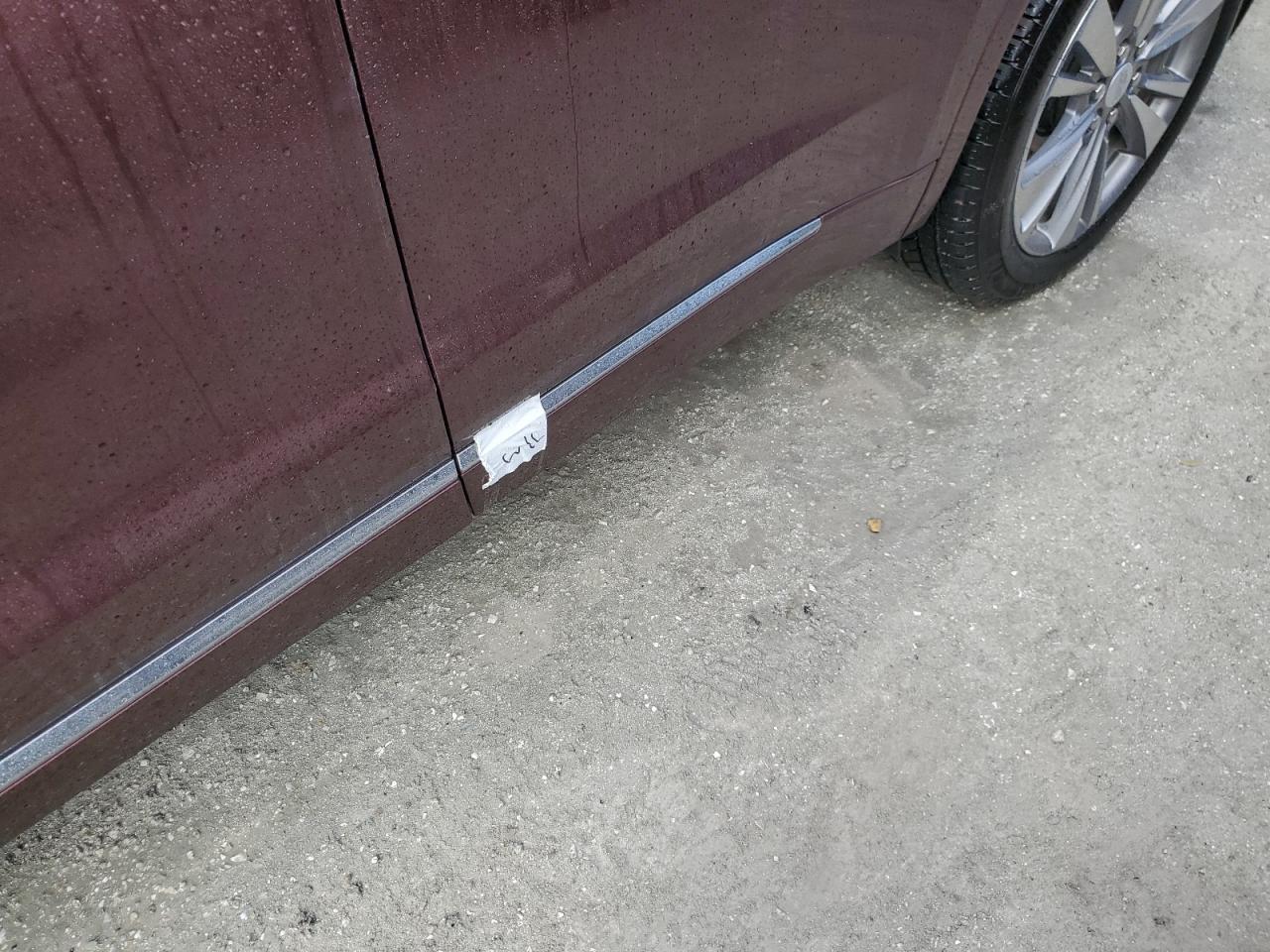 2022 Cadillac XT6 VIN 1GYKPCRS1NZ146012 Copart auction photo, water/flood damage thumbnail 13
