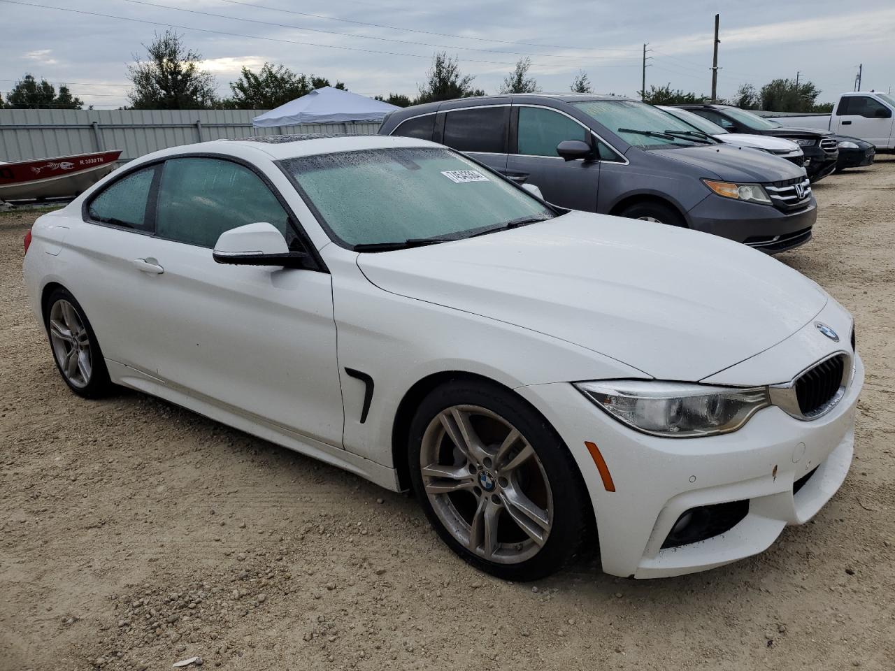2017 BMW 4er VIN WBA4R7C50HK876667 Copart auction photo, water/flood damage thumbnail 4