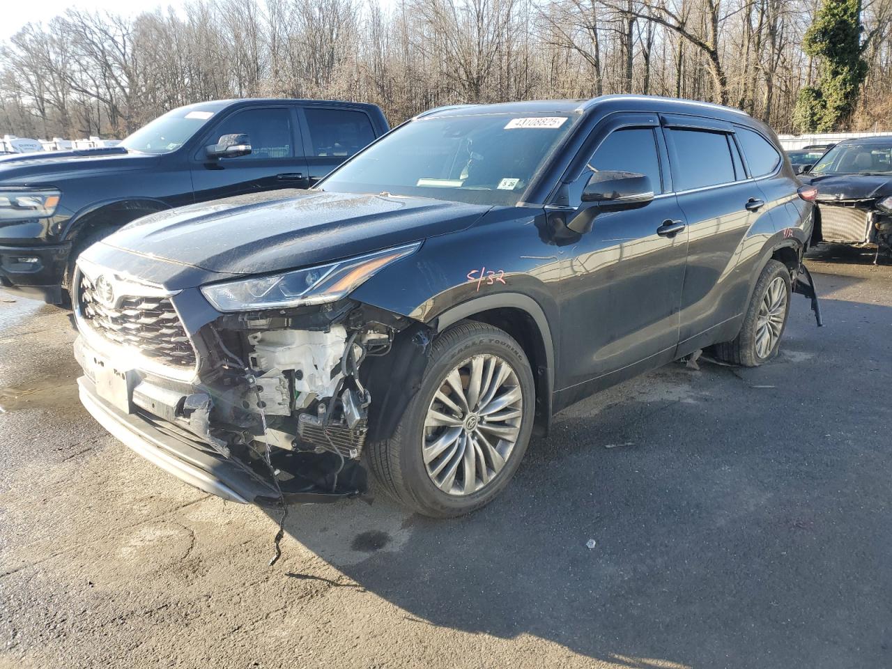 2021 Toyota Highlander VIN 5TDFZRBH0MS090017