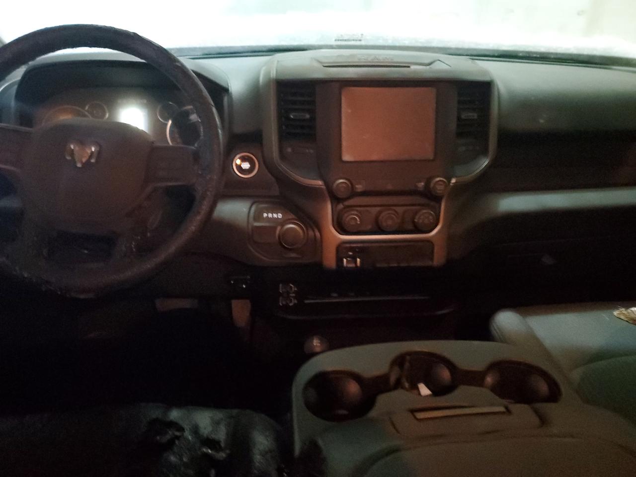 2020 RAM 2500 VIN 3C6UR5CJ3LG309395 Copart auction photo, vandalism / burn - interior damage thumbnail 8