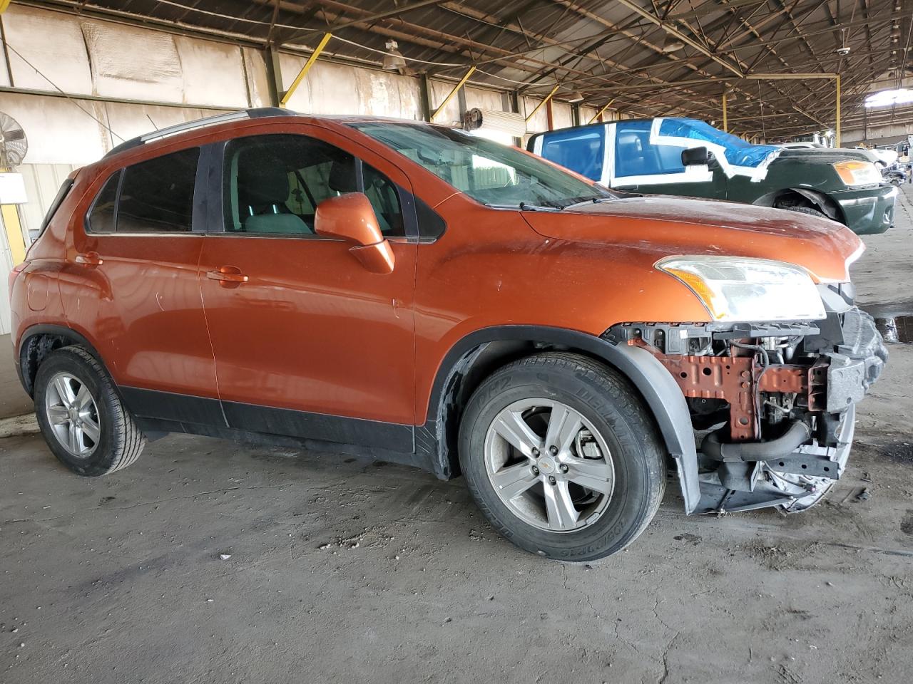 2015 Chevrolet Trax VIN KL7CJLSBXFB076765 Copart auction photo, front end damage thumbnail 4