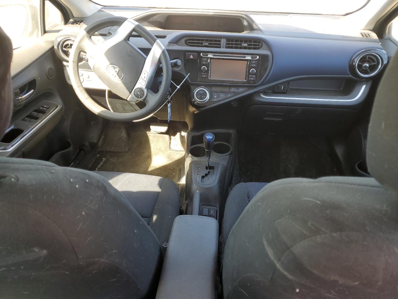 2016 Toyota Prius VIN JTDKDTB3XG1590833 Copart auction photo, side / rear end damage thumbnail 8