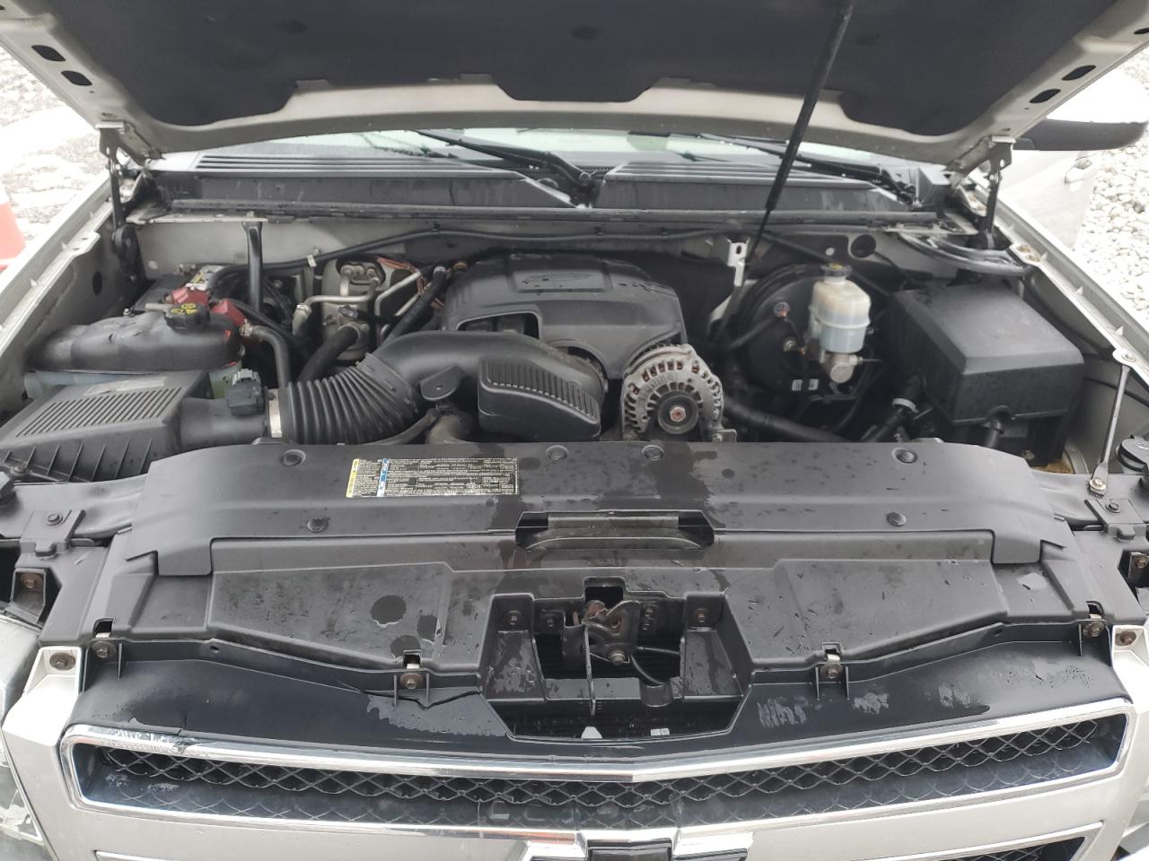 2011 Chevrolet Tahoe VIN 1GNSKBE02BR110416 Copart auction photo, front end / rear end damage thumbnail 12