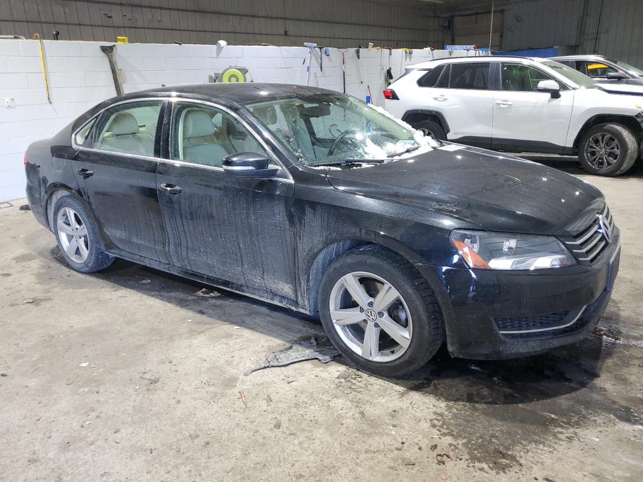 2014 Volkswagen Passat VIN 1VWAT7A30EC046539 Copart auction photo, side / rear end damage thumbnail 4
