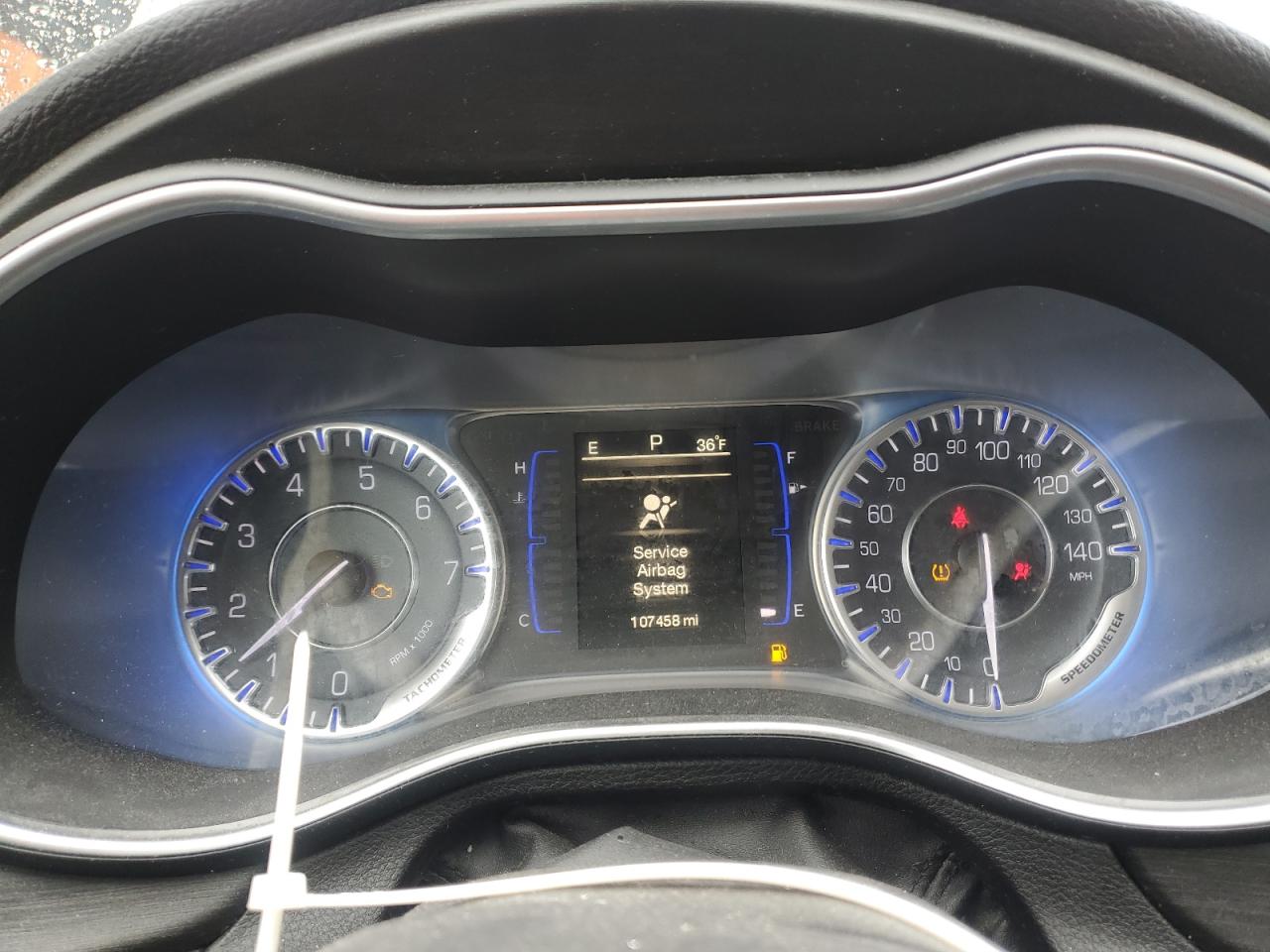 2015 Chrysler 200 VIN 1C3CCCAB0FN547730 Copart auction photo, rear end / minor dent/scratches damage thumbnail 9