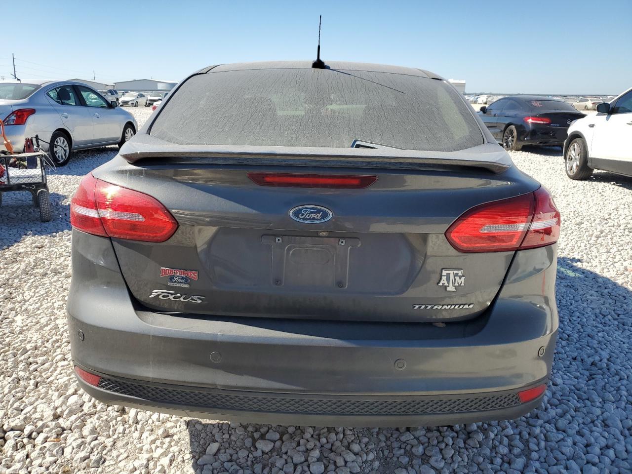 2018 Ford Focus VIN 1FADP3J23JL247422 Copart auction photo, front end damage thumbnail 6