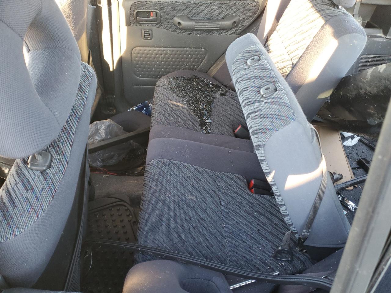1998 Toyota RAV 4 VIN JT3HP10V8W7107768 Copart auction photo, all over / undercarriage damage thumbnail 12