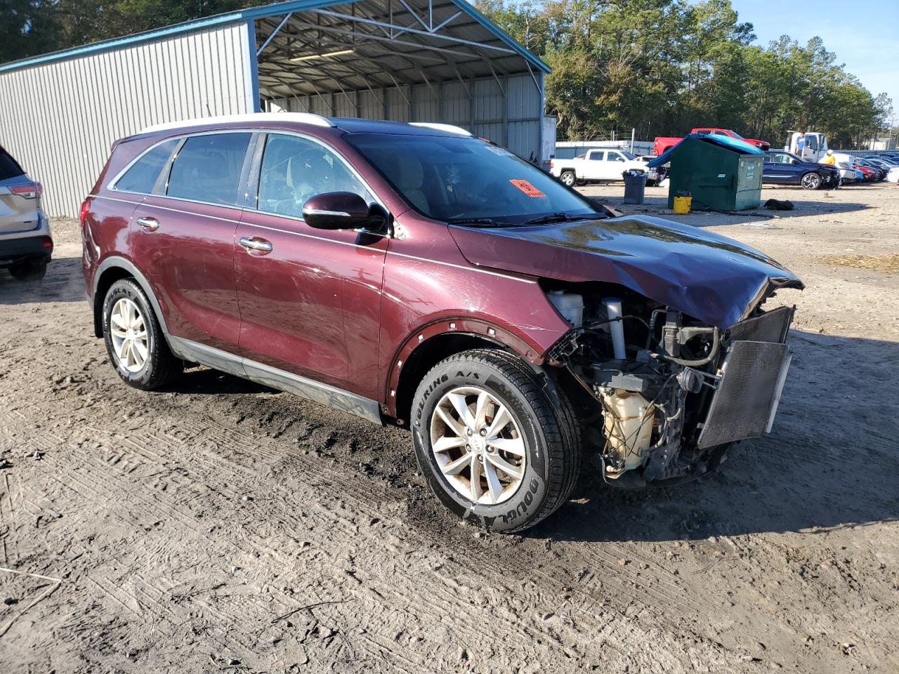 2017 KIA Sorento VIN 5XYPG4A38HG253454 Copart auction photo, front end damage thumbnail 4