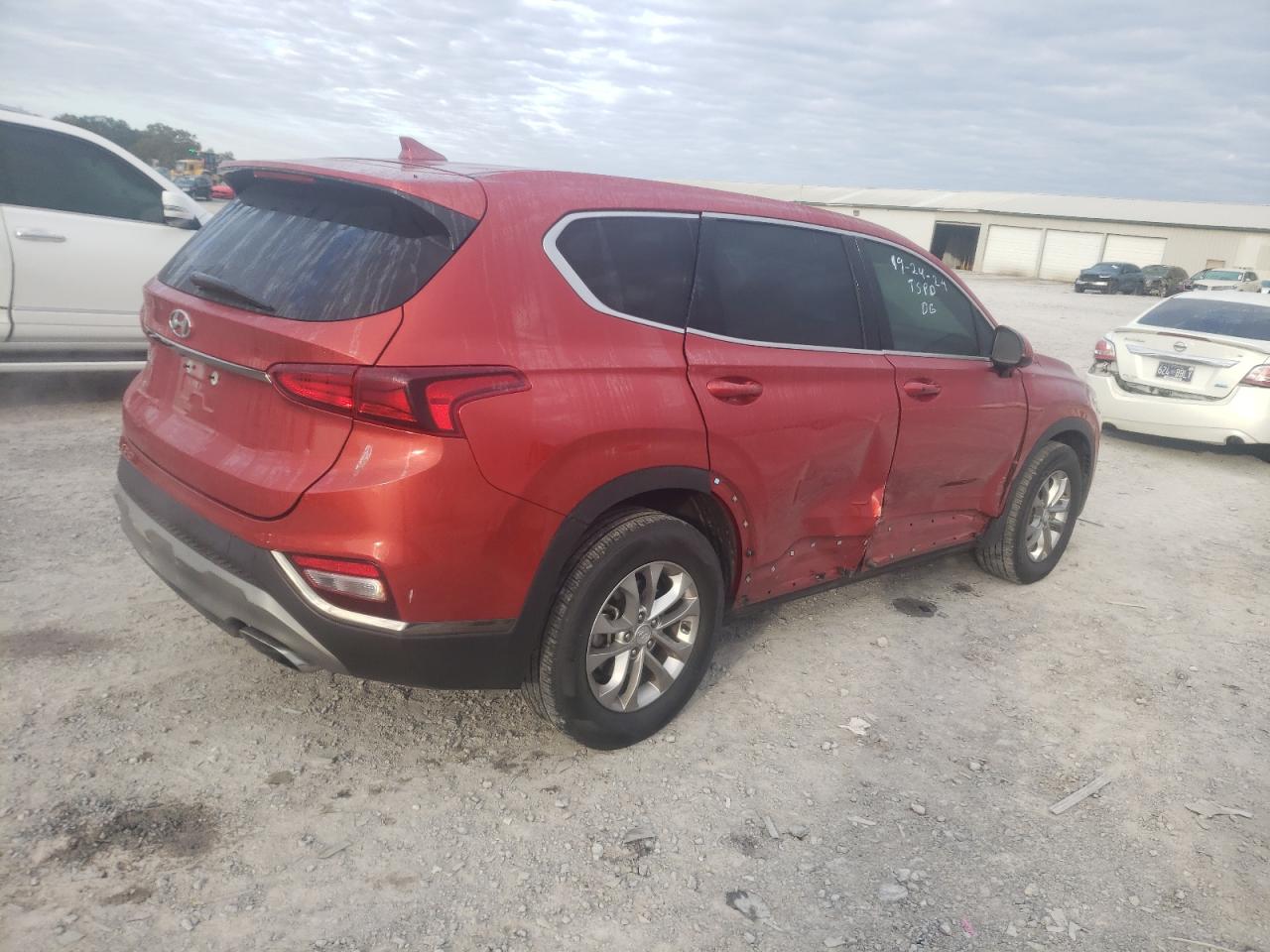 2019 Hyundai Santa Fe VIN 5NMS33AD1KH057569 Copart auction photo, side damage thumbnail 3