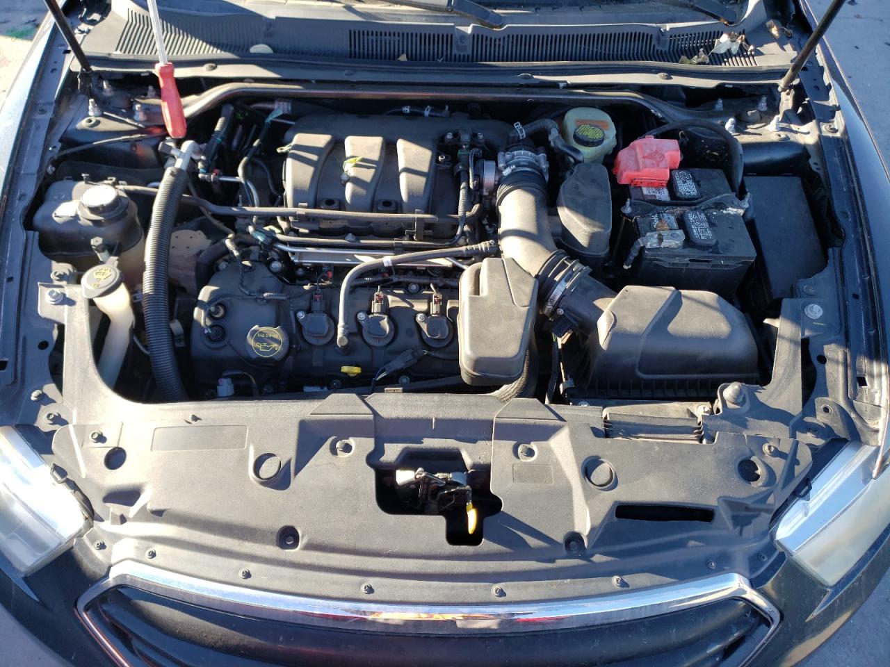 2015 Ford Taurus VIN 1FAHP2E89FG132267 Copart auction photo, vandalism / side damage thumbnail 11