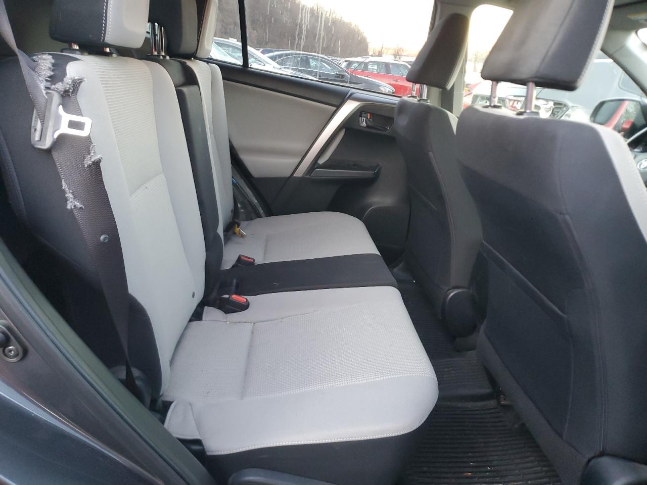 2018 Toyota RAV 4 VIN JTMRFREV6JJ738024 Copart auction photo, rear end / minor dent/scratches damage thumbnail 11