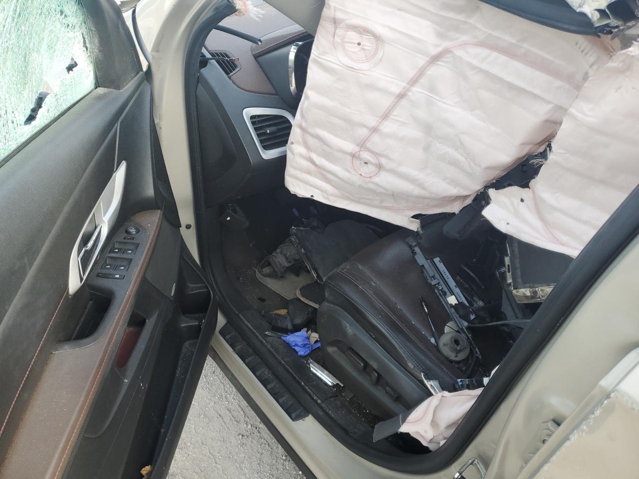 2011 GMC Terrain VIN 2CTALUEC5B6266411 Copart auction photo, rollover damage thumbnail 8