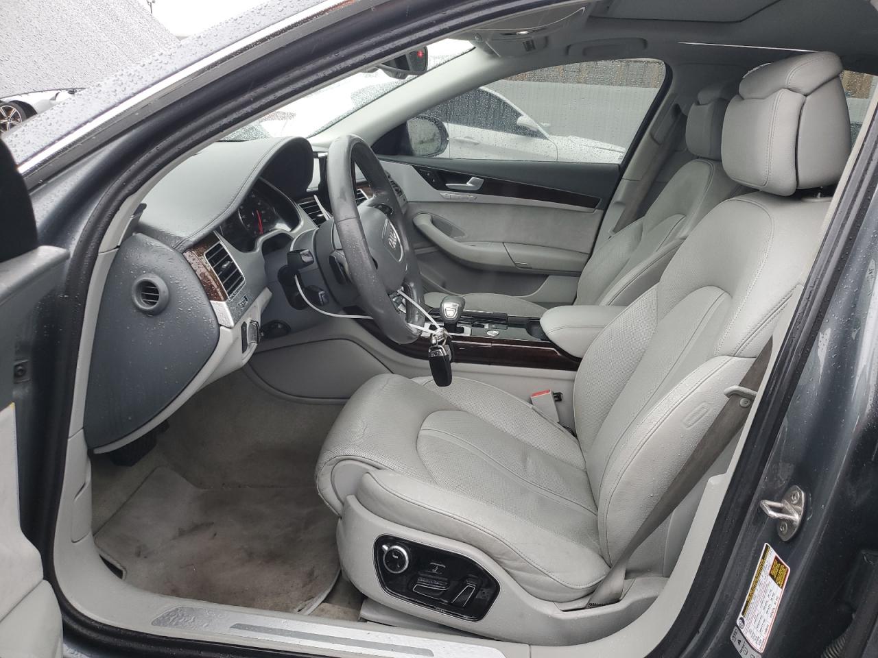 2013 Audi A8 VIN WAUAGAFD7DN032708 Copart auction photo, front end / minor dent/scratches damage thumbnail 7