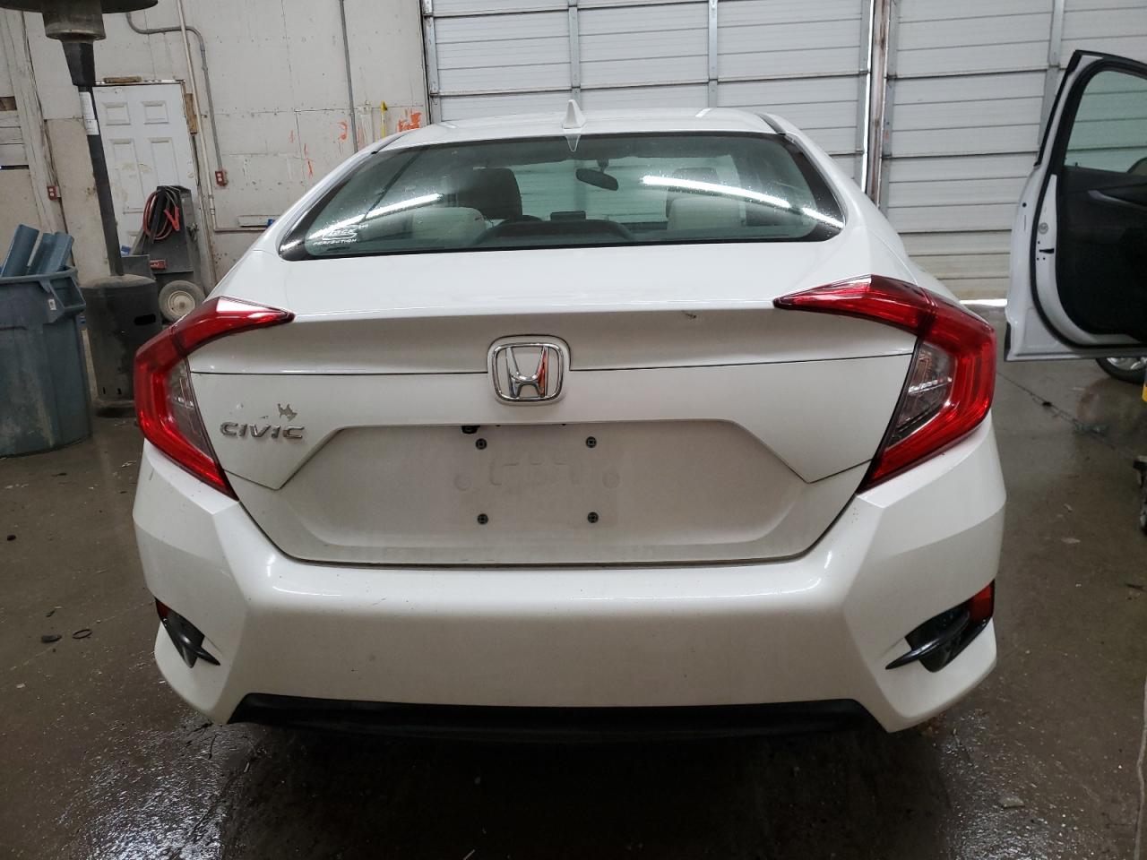 2017 Honda Civic VIN 2HGFC2F72HH504348 Copart auction photo, front end damage thumbnail 6