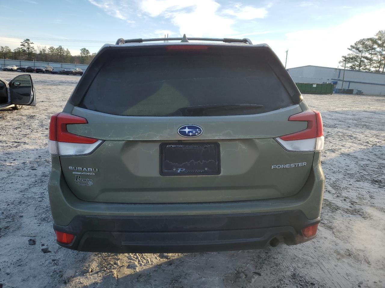 2020 Subaru Forester VIN JF2SKAJC2LH559462 Copart auction photo, front end / undercarriage damage thumbnail 6
