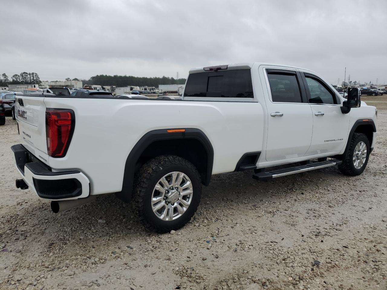 2020 GMC Sierra VIN 1GT49REY0LF162996 Copart auction photo, vandalism / minor dent/scratches damage thumbnail 3