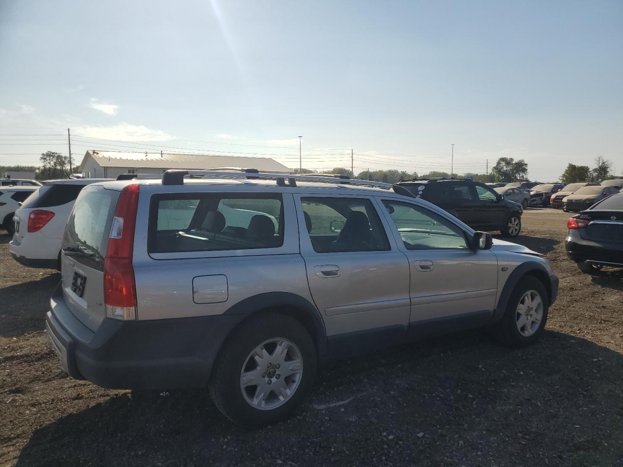 2005 Volvo XC70 VIN YV1SZ592551190454 Copart auction photo, front end damage thumbnail 3
