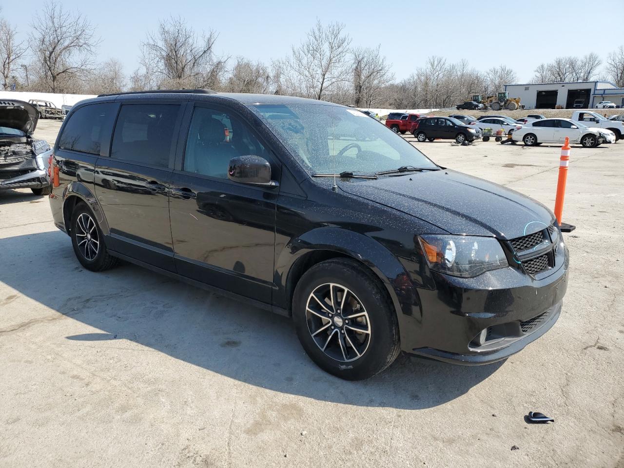2018 Dodge Caravan VIN 2C4RDGEG9JR331595 Copart auction photo, rear end damage thumbnail 4