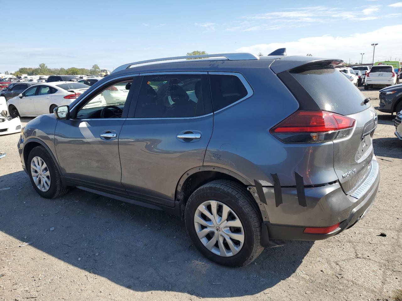 2017 Nissan Rogue VIN KNMAT2MV8HP591419 Copart auction photo, rear end / minor dent/scratches damage thumbnail 2