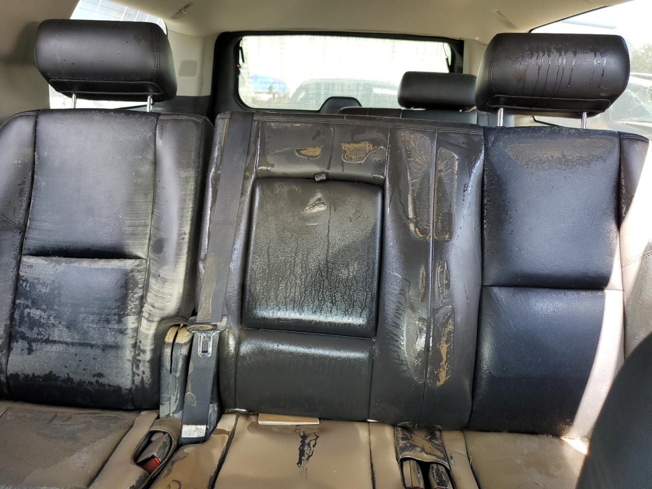 2010 GMC Yukon VIN 1GKUKMEF8AR138855 Copart auction photo, water/flood damage thumbnail 10
