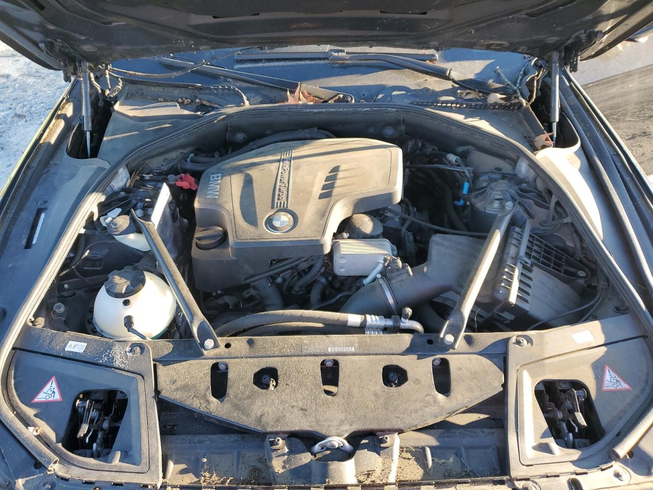 2012 BMW 5er VIN WBAXG5C59CDY28248 Copart auction photo, minor dent/scratches damage thumbnail 11