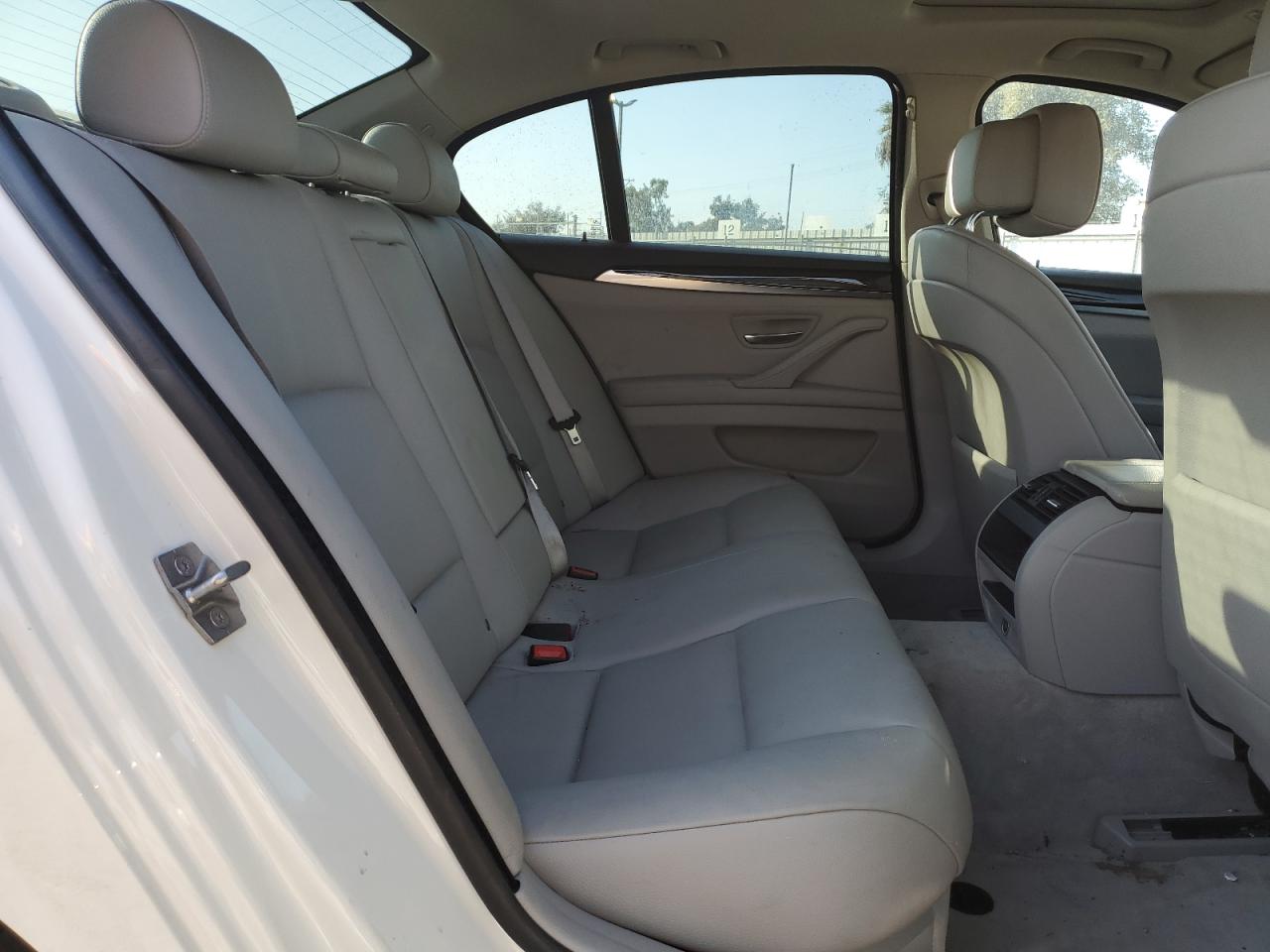 2012 BMW 5er VIN WBAXG5C54CDX06140 Copart auction photo, minor dent/scratches damage thumbnail 10