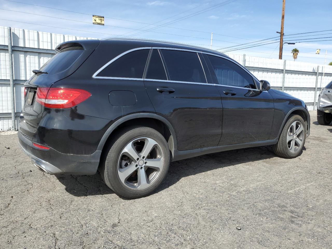 2016 Mercedes-Benz GLC VIN WDC0G4JBXGF063126 Copart auction photo, side damage thumbnail 3