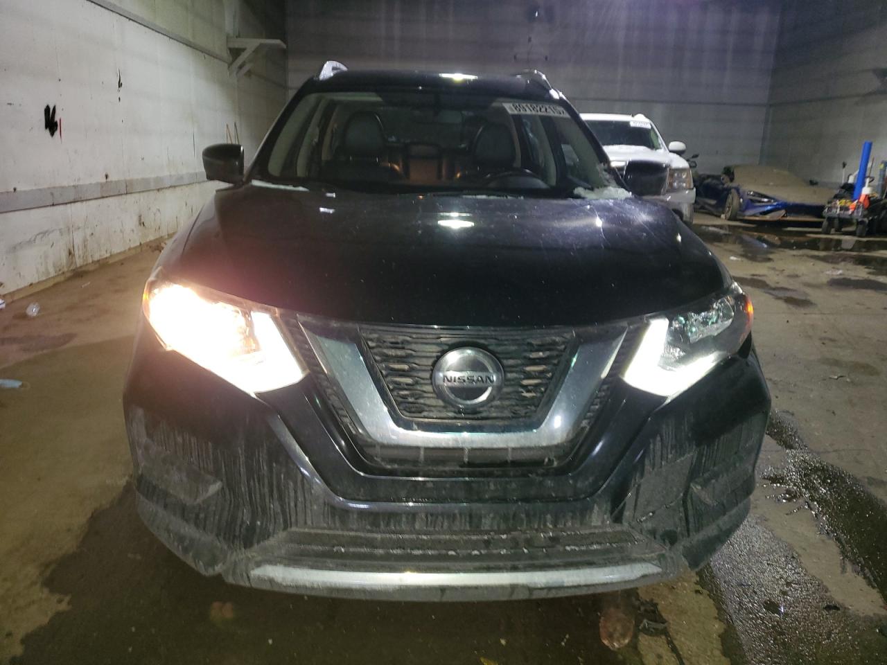 2018 Nissan Rogue VIN JN8AT2MV7JW307374 Copart auction photo, side damage thumbnail 5