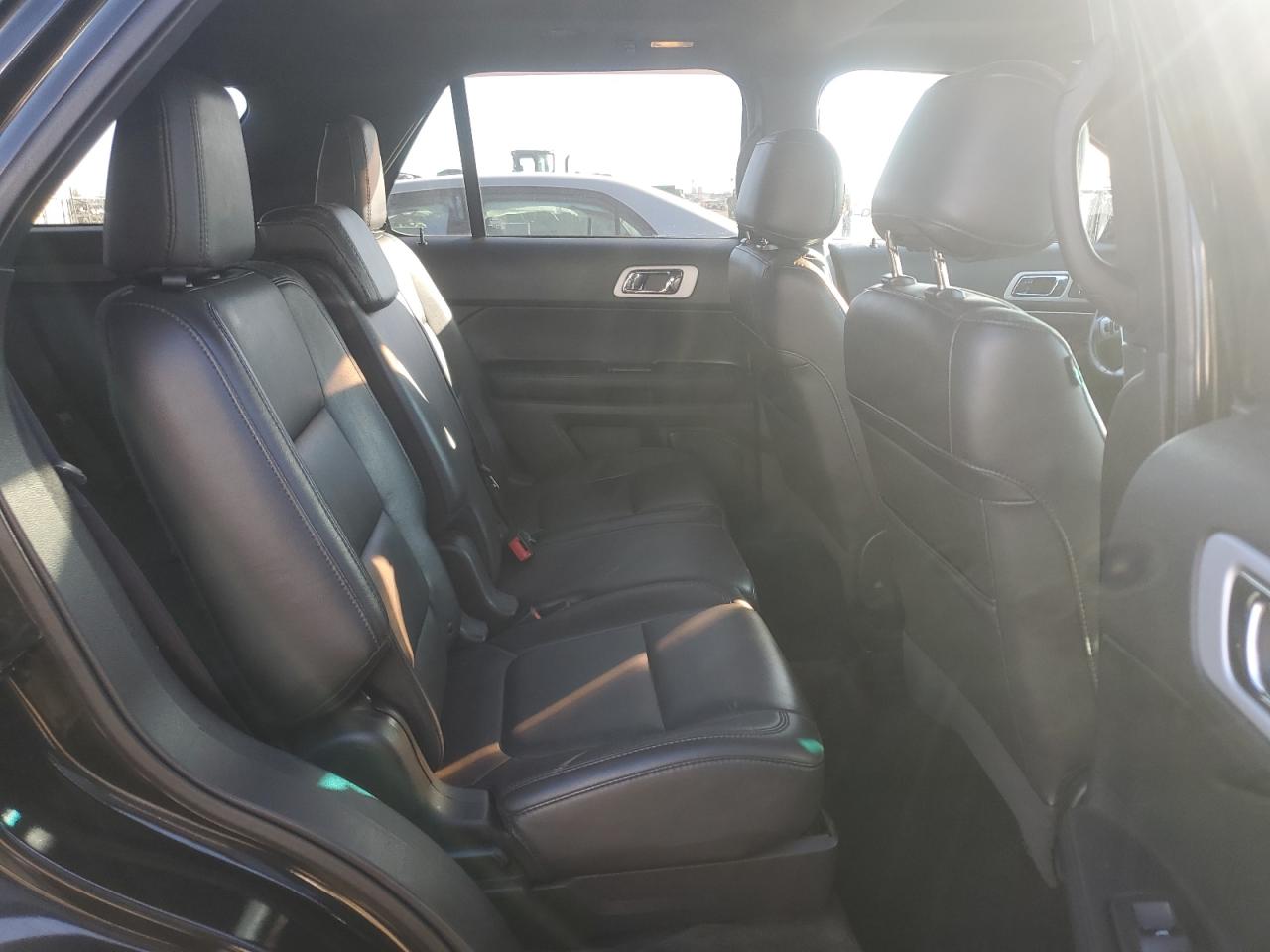 2015 Ford Explorer VIN 1FM5K8D88FGB88230 Copart auction photo, rear end damage thumbnail 11