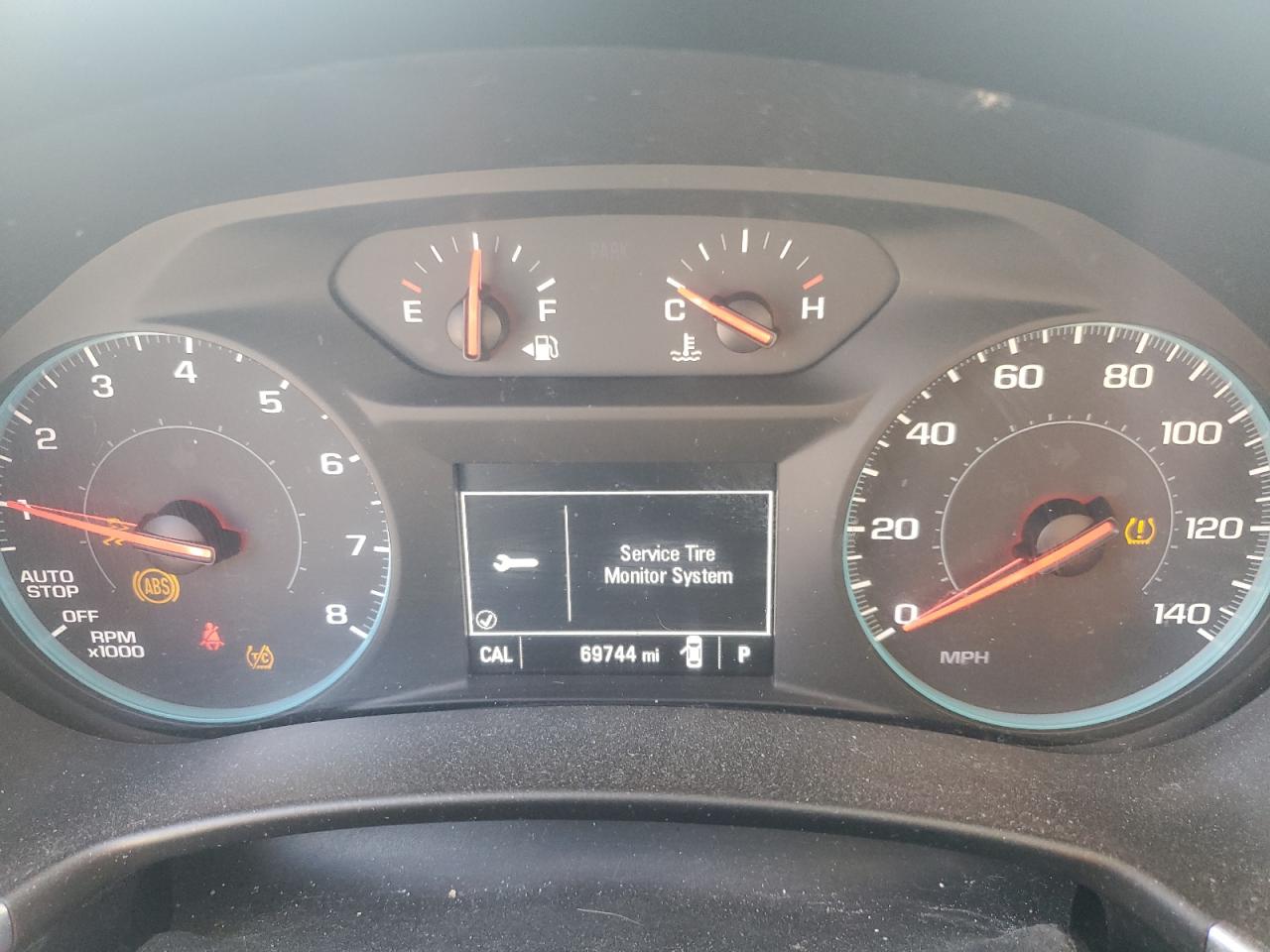 2018 Chevrolet Equinox VIN 2GNAXSEV2J6110032 Copart auction photo, front end / side damage thumbnail 9
