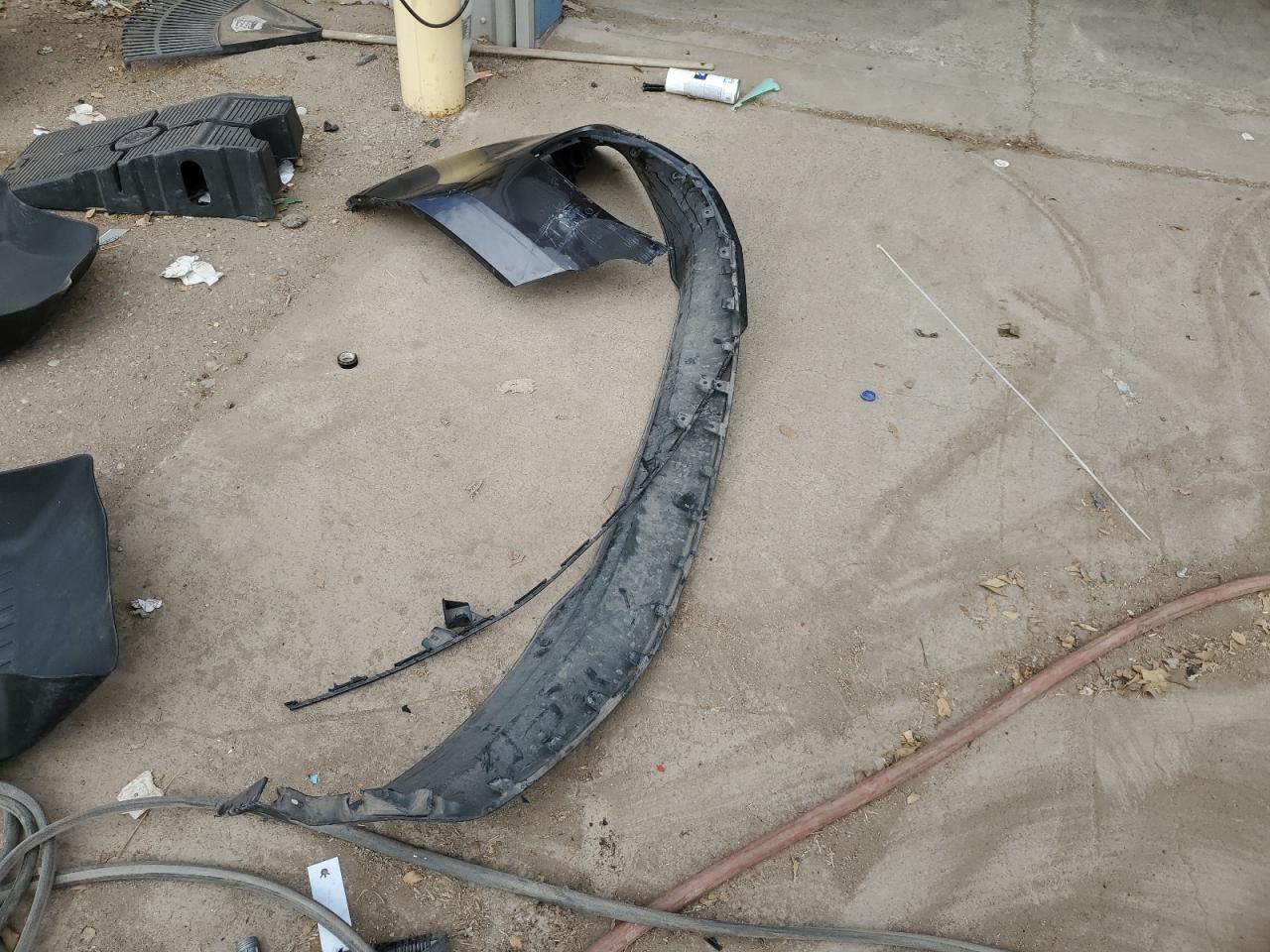 2015 GMC Yukon VIN 1GKS2CKJ2FR657921 Copart auction photo, front end damage thumbnail 15