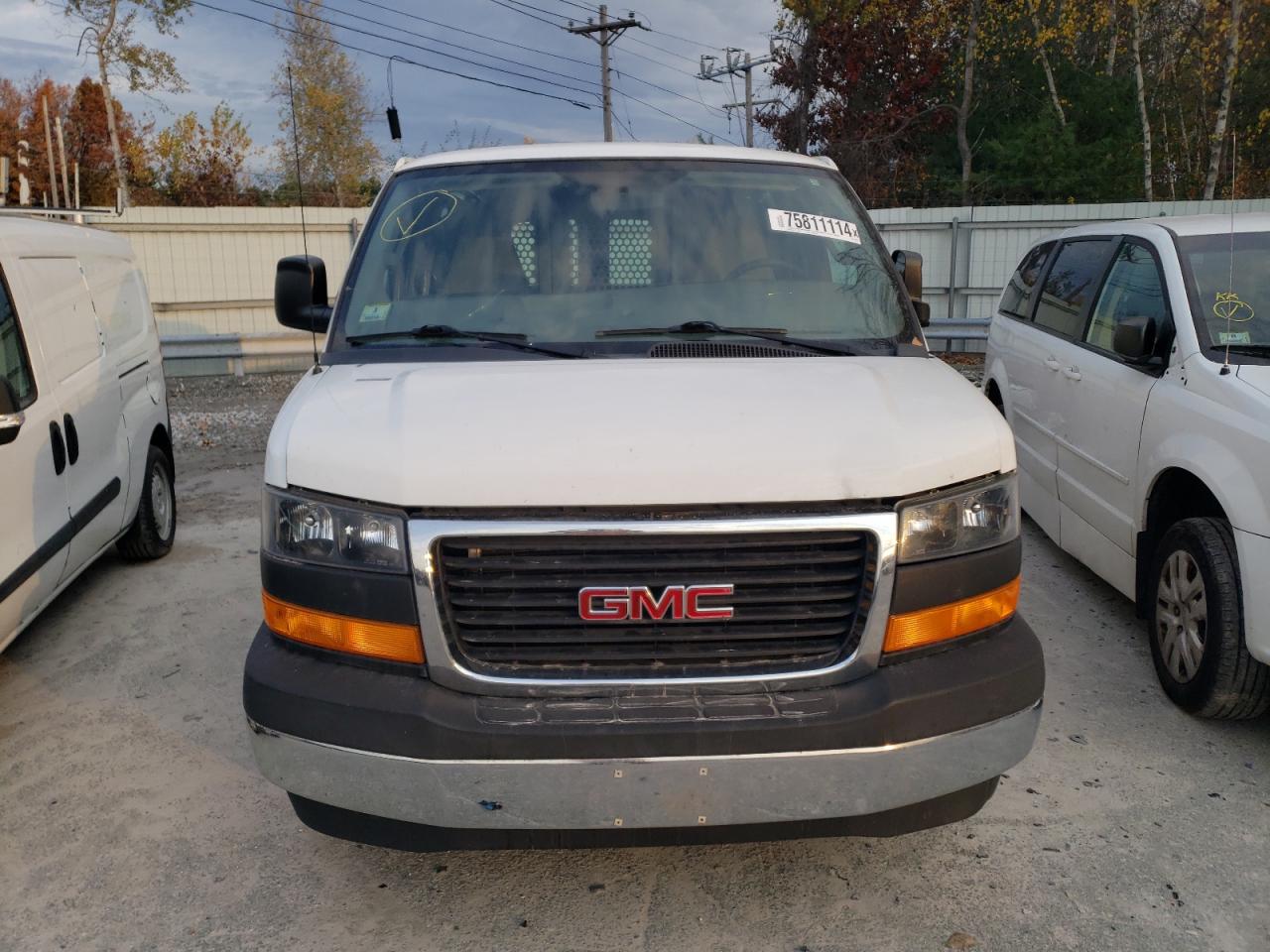 2017 GMC Savana VIN 1GTW7AFF7H1906806 Copart auction photo, side / minor dent/scratches damage thumbnail 5