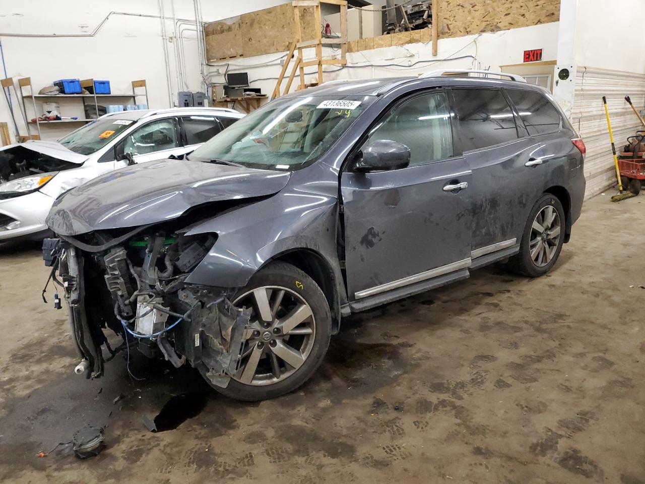 2014 Nissan Pathfinder VIN 5N1AR2MM5EC605104