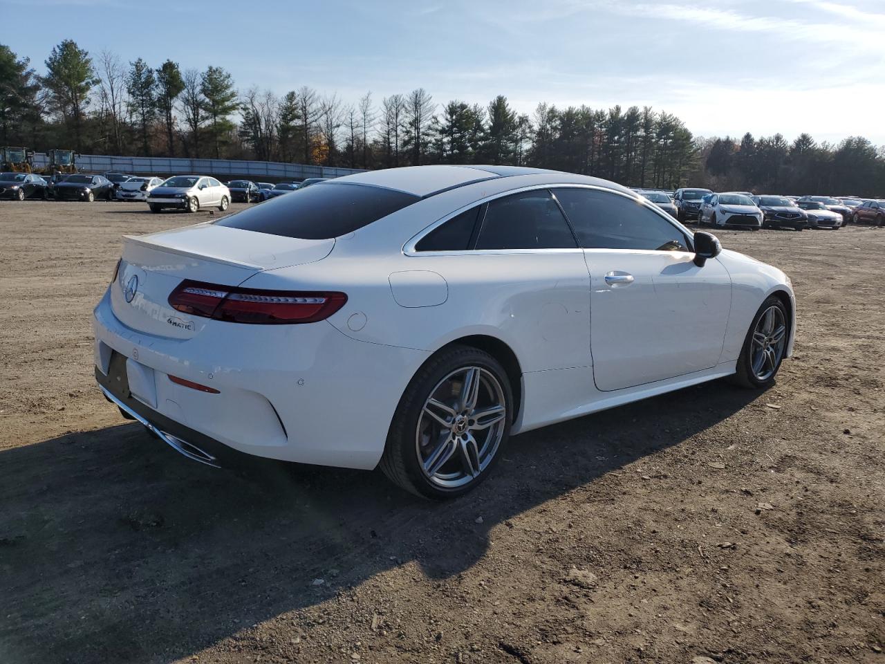 2018 Mercedes-Benz E-klasse VIN WDD1J6GB6JF025954 Copart auction photo, minor dent/scratches damage thumbnail 3