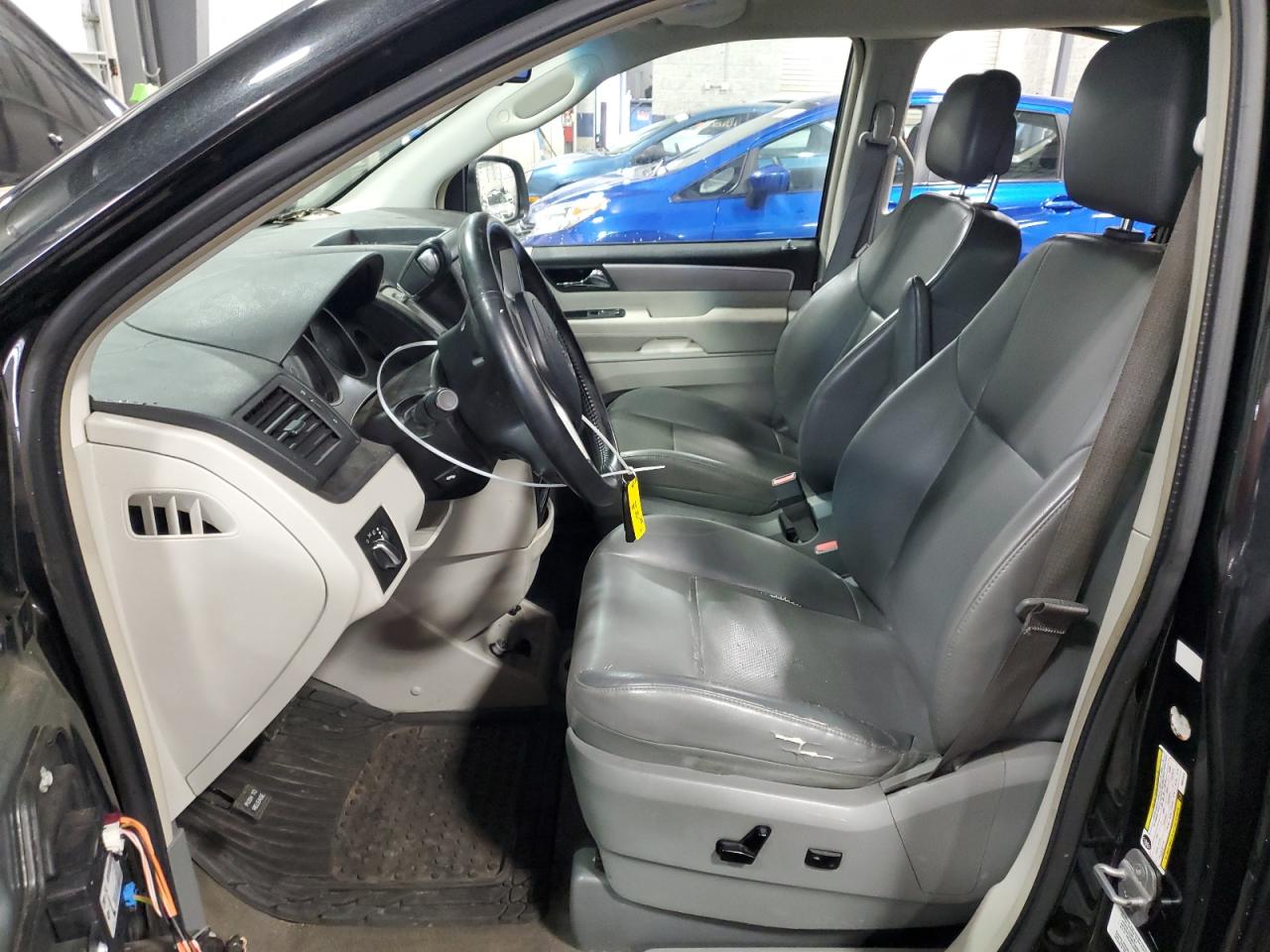 2011 Volkswagen Routan VIN 2V4RW3DG0BR622014 Copart auction photo, rear end / side damage thumbnail 7