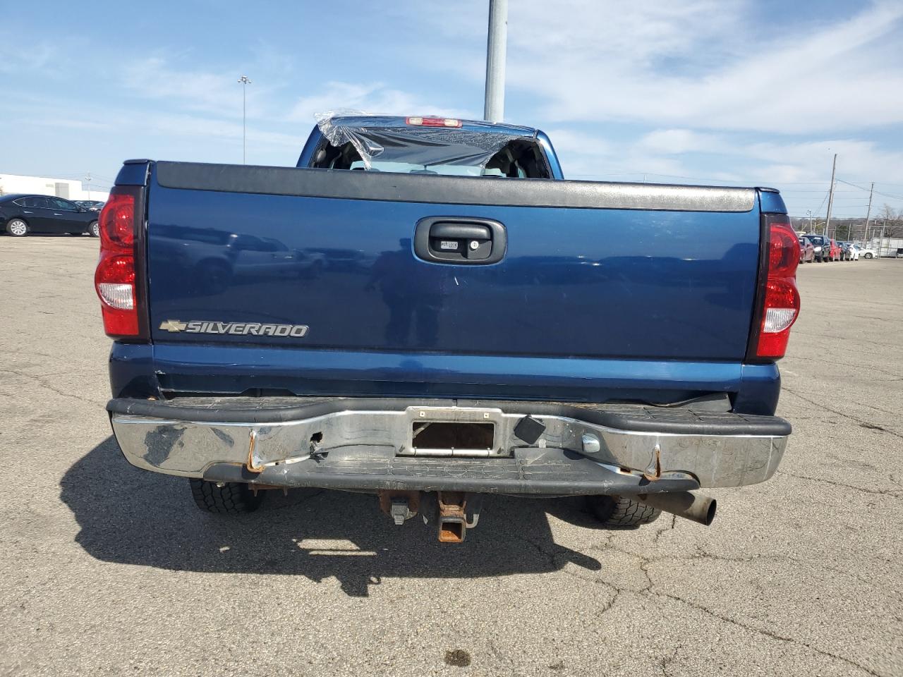 2007 Chevrolet Silverado VIN 1GCHK29D57E134854 Copart auction photo, rear end / minor dent/scratches damage thumbnail 7