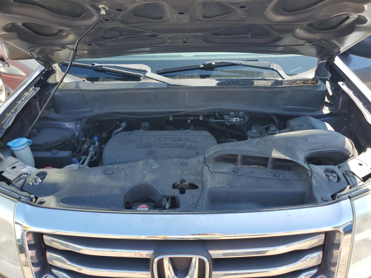 2015 Honda Pilot VIN 5FNYF4H22FB013227 Copart auction photo, water/flood damage thumbnail 12