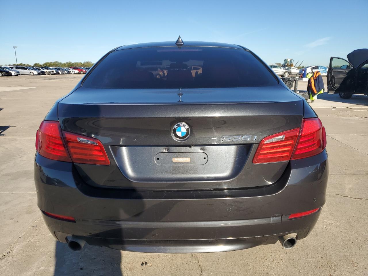 2013 BMW 5er VIN WBAFR7C54DC819417 Copart auction photo, normal wear / minor dent/scratches damage thumbnail 6