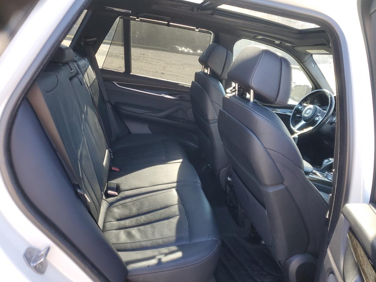2018 BMW X5 VIN 5UXKR6C55J0U14156 Copart auction photo, front end damage thumbnail 11