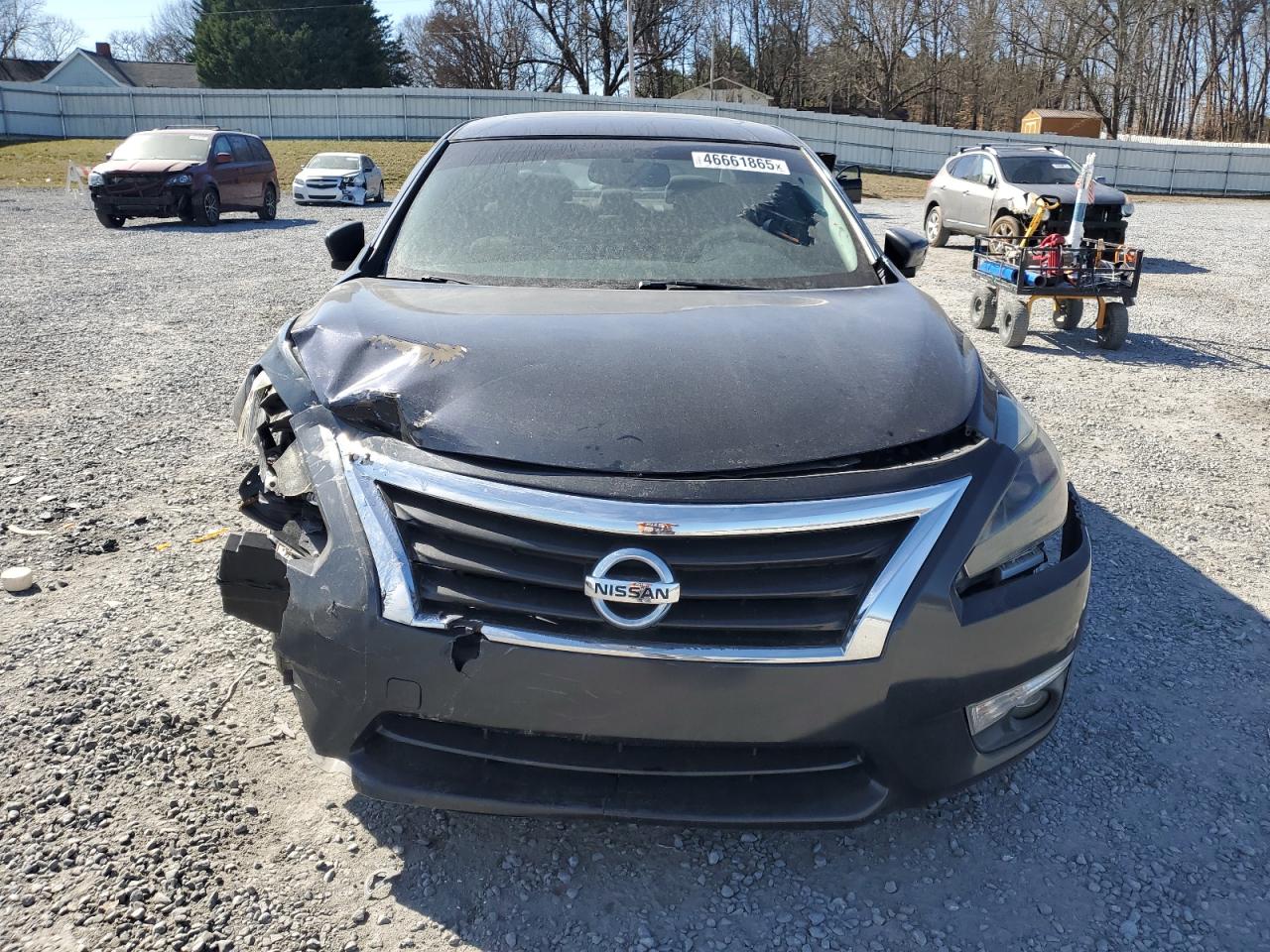 2013 Nissan Altima VIN 1N4AL3AP1DC210674 Copart auction photo, front end / minor dent/scratches damage thumbnail 5