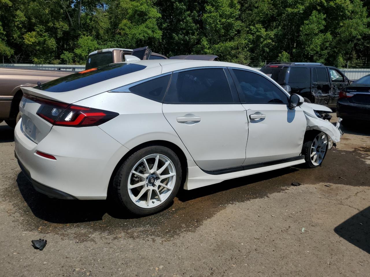 2024 Honda Civic VIN 19XFL1H75RE011427 Copart auction photo, all over damage thumbnail 3