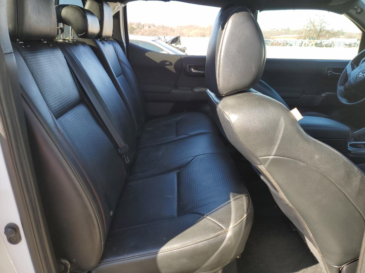 2022 Toyota Tacoma VIN 3TYCZ5AN4NT102341 Copart auction photo, rollover damage thumbnail 10