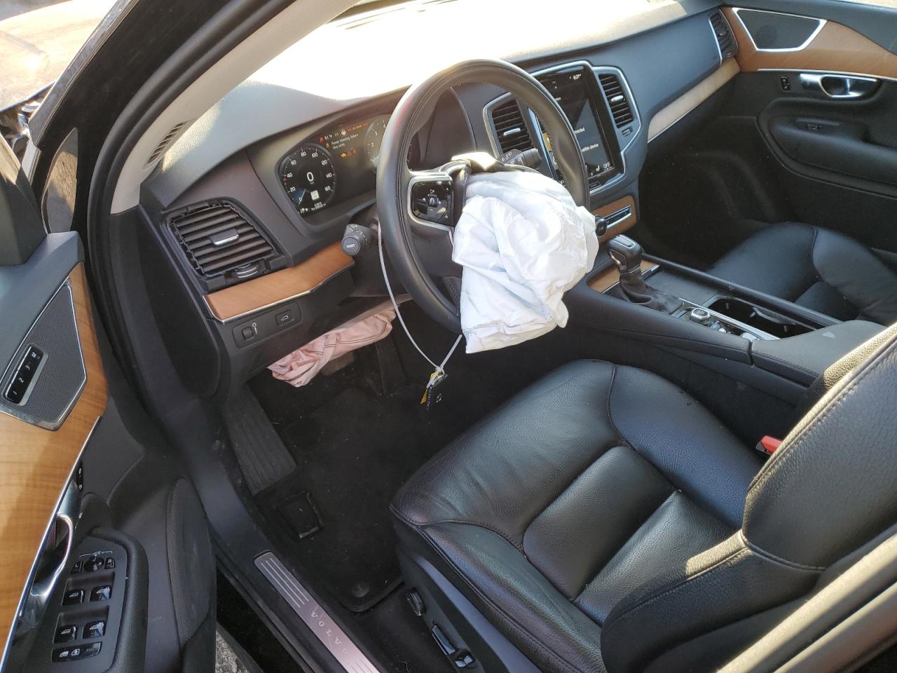 2021 Volvo XC90 VIN YV4A221K4M1743218 Copart auction photo, front end / rear end damage thumbnail 8