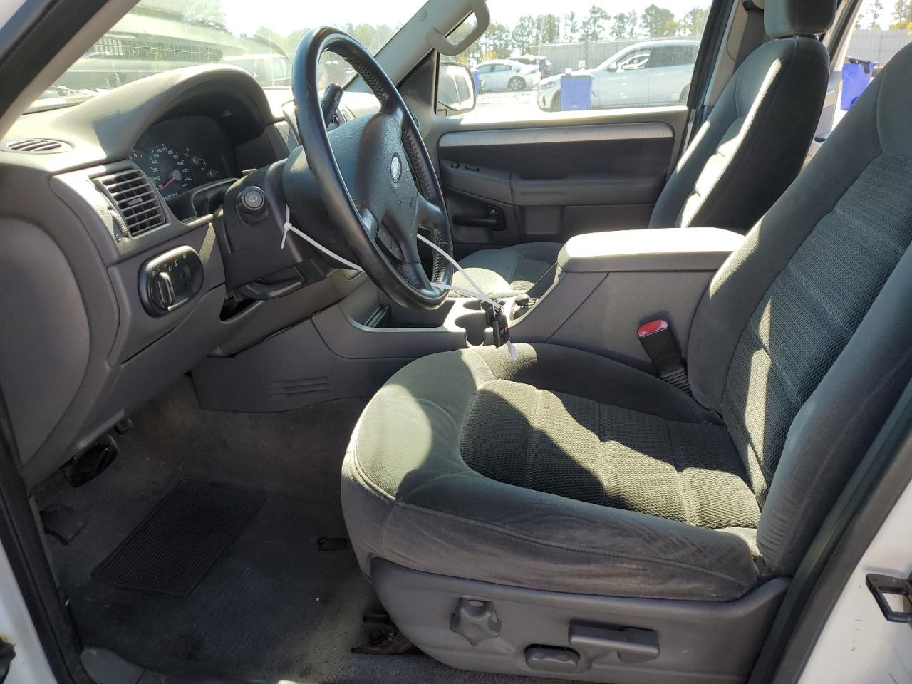 2003 Ford Explorer VIN 1FMZU73K33ZA10437 Copart auction photo, side / mechanical damage thumbnail 7