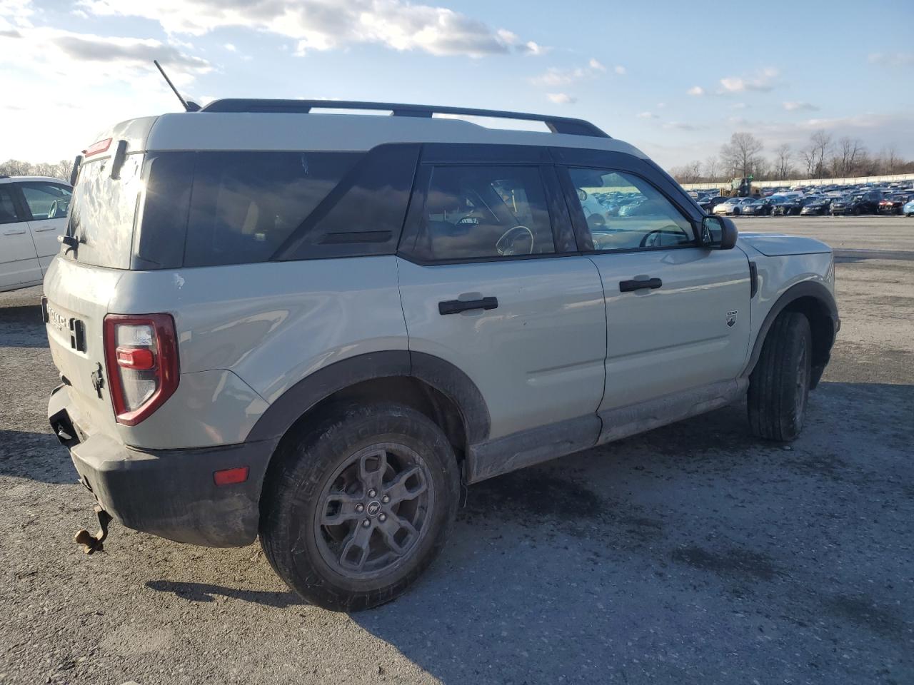 2022 Ford Bronco VIN 3FMCR9B6XNRD09261 Copart auction photo, rear end damage thumbnail 3