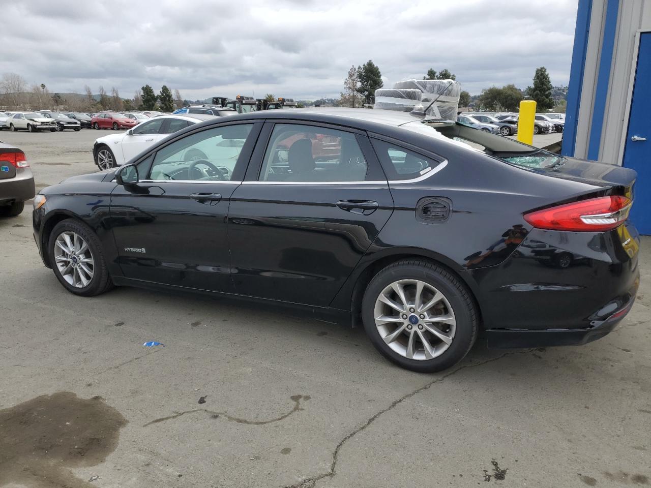 2017 Ford Fusion VIN 3FA6P0LU8HR374765 Copart auction photo, vandalism / mechanical damage thumbnail 2