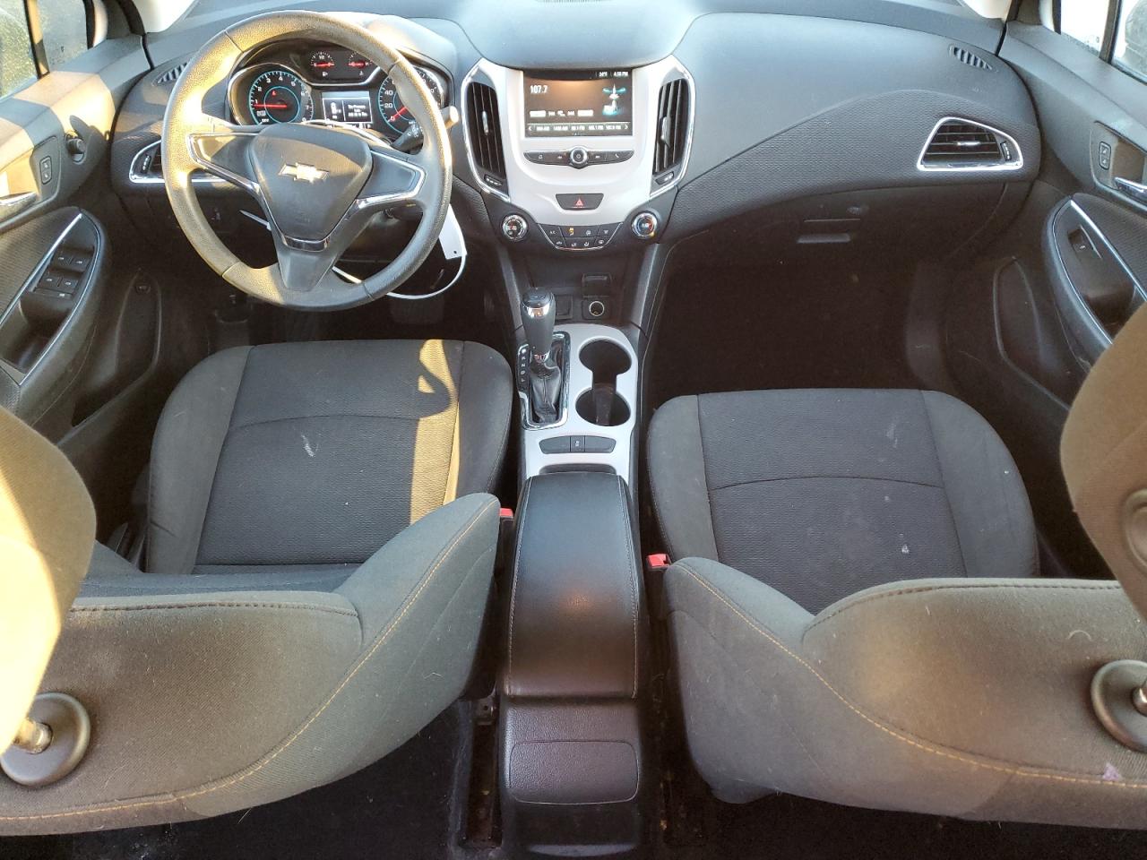 2018 Chevrolet Cruze VIN 1G1BC5SM3J7132393 Copart auction photo, front end damage thumbnail 8