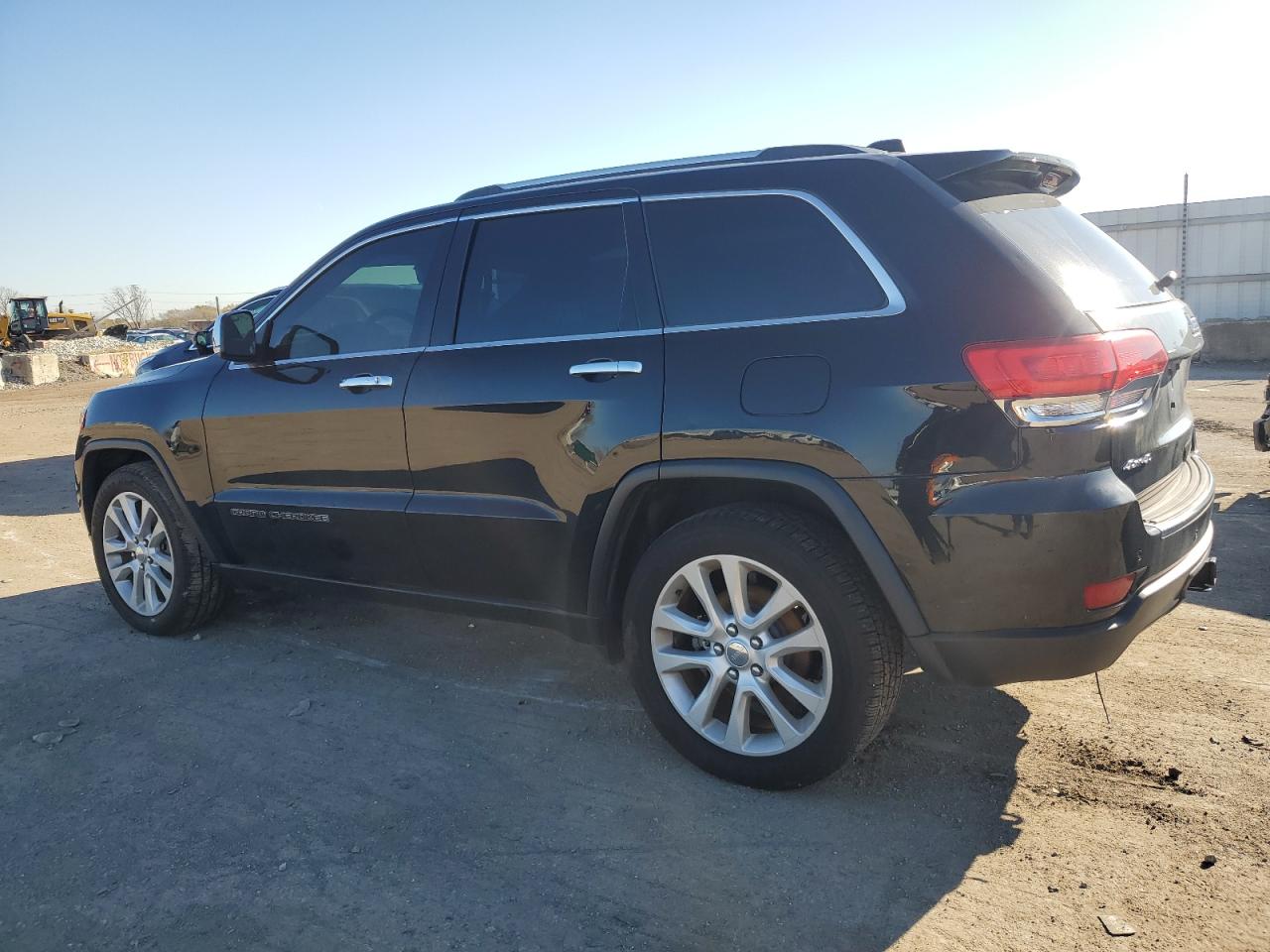 2017 Jeep Grand Cherokee VIN 1C4RJFBG8HC882756 Copart auction photo, hail damage thumbnail 2