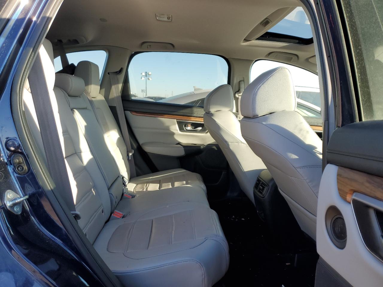 2018 Honda CR-V VIN 7FARW2H88JE093045 Copart auction photo, rear end damage thumbnail 10